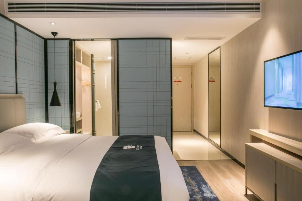 Echarm Hotel Yangjiang Baili Plaza Екстер'єр фото