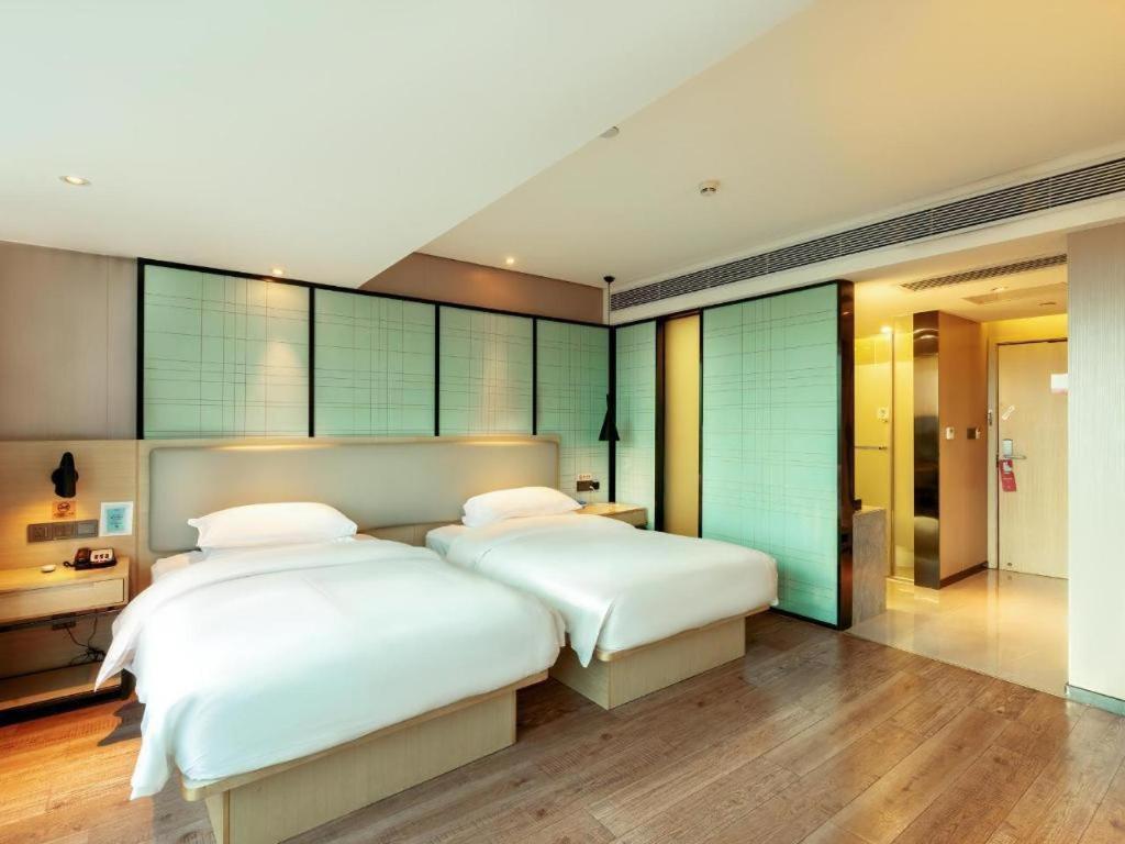 Echarm Hotel Yangjiang Baili Plaza Екстер'єр фото