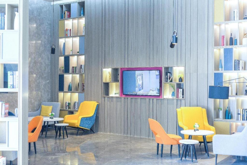 Echarm Hotel Yangjiang Baili Plaza Екстер'єр фото